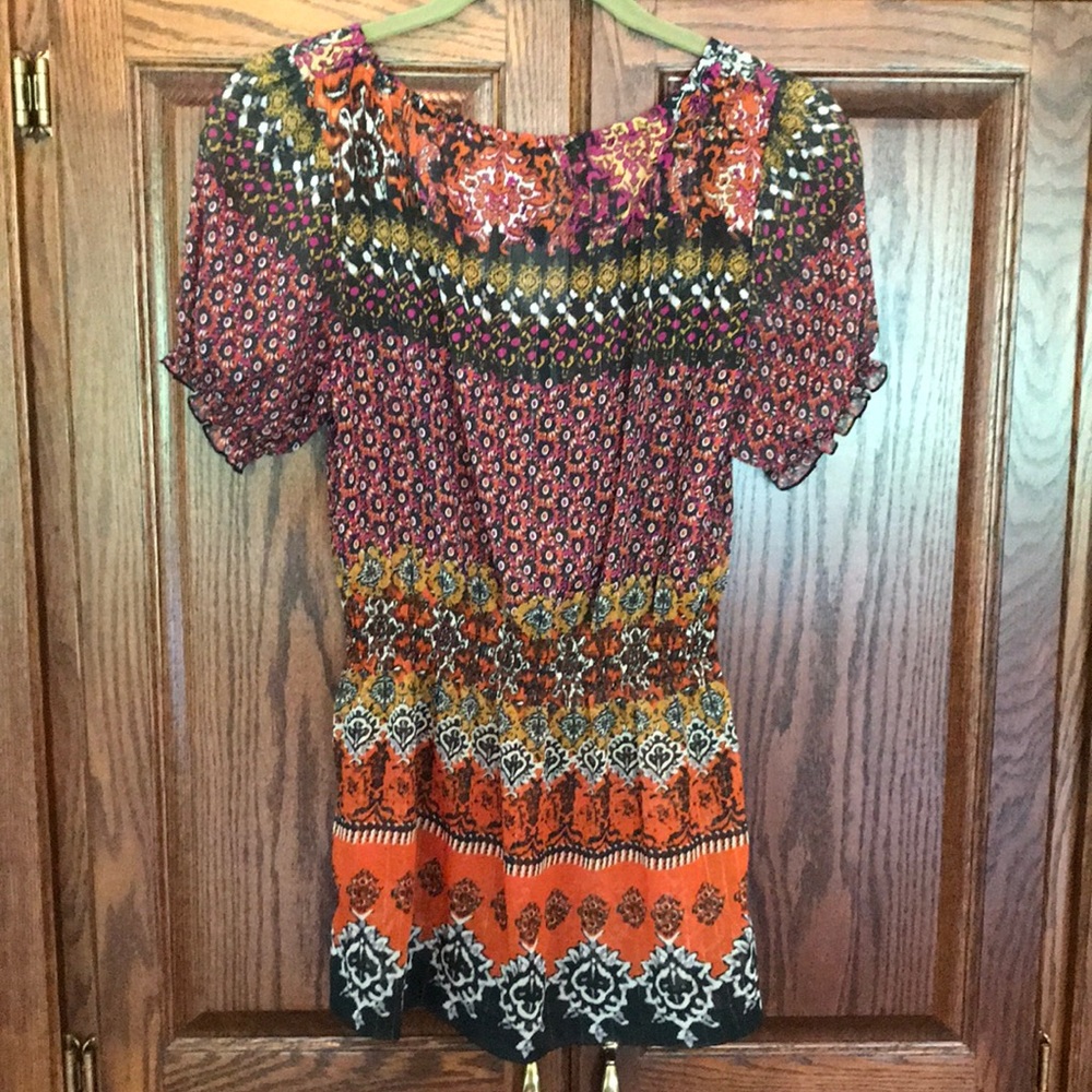 Guess Multi Pattern Top - Picture 7 of 7